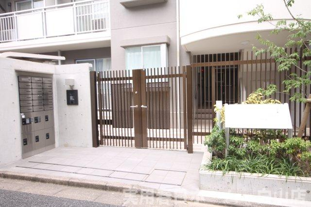 【エントランス】