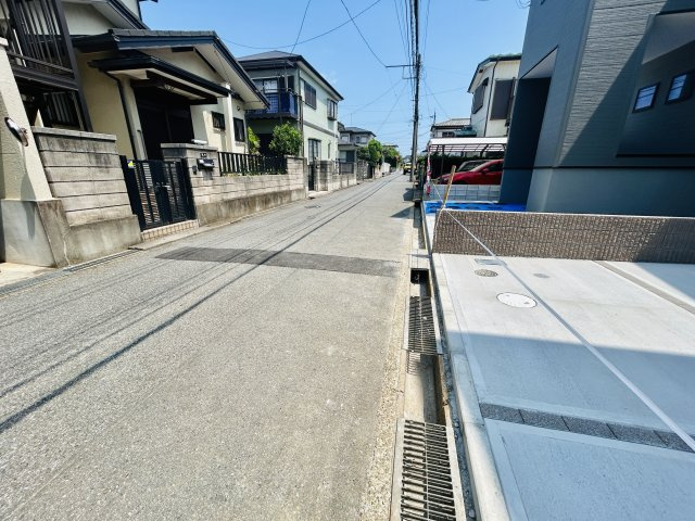 千葉市花見川区こてはし台１丁目第３の前面道路含む現地写真