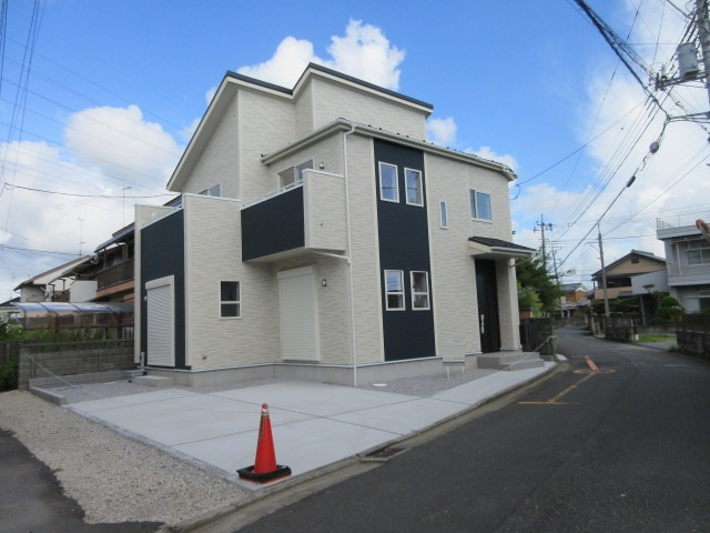 【仲介手数料無料】新築戸建　熊谷市円光2-6-26（全1棟）