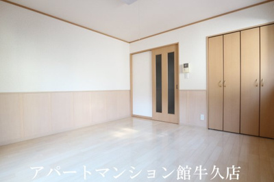 【寝室】 | サントロペＡ