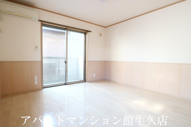 サントロペＡの内装