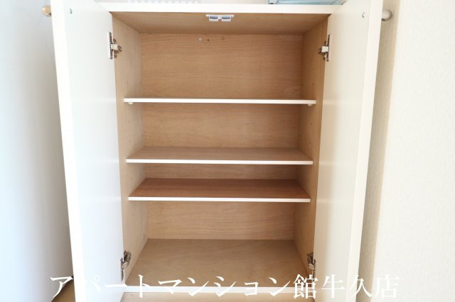 サントロペＡの収納