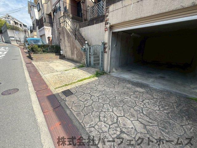【駐車場】の画像