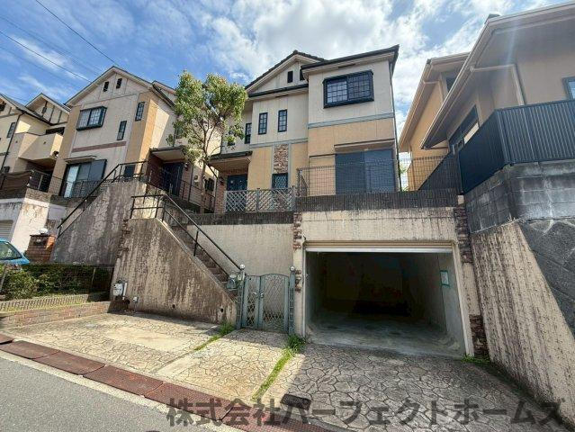 長尾東町3丁目戸建の前面道路含む現地写真|前面道路含む現地写真です