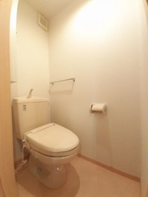 【トイレ】 | ハーヴェストⅡ | 清潔感のあるトイレです