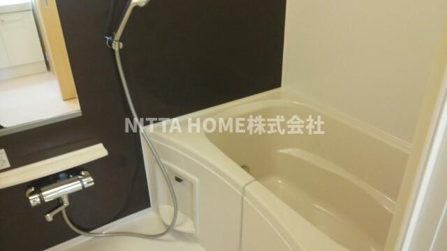 ラウレアⅡの浴室|追炊き、浴室乾燥機完備です(^^)/