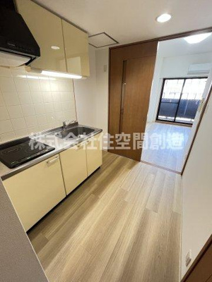 【キッチン】 | プロスペクト豊中服部 | ※同タイプの写真となり、実際のお部屋とは異なる場合があります