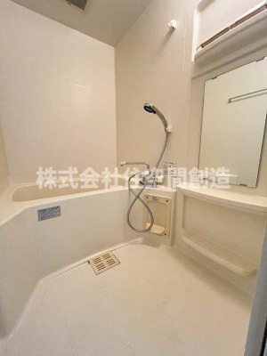 【浴室】 | プロスペクト豊中服部 | ※同タイプの写真となり、実際のお部屋とは異なる場合があります