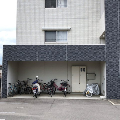 【その他共用部分】 | チャーリーコート | 駐輪場です