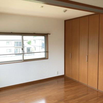 【洋室】 | チャーリーコート | スタンダードな洋室です