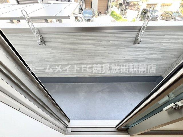 東大阪市鴻池本町のアパートのバルコニー