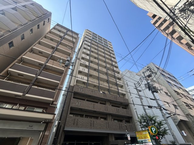 レジティア京町堀の外観