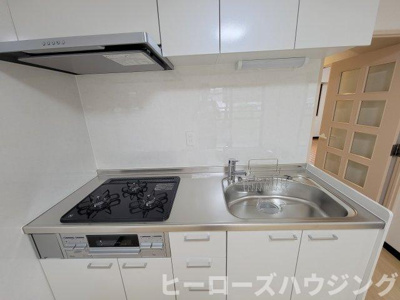 【キッチン】 | 長興寺こよしマンション | ※同タイプの写真となり、実際のお部屋とは異なる場合があります