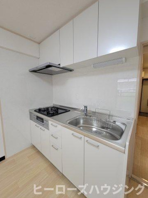 【キッチン】 | 長興寺こよしマンション | ※同タイプの写真となり、実際のお部屋とは異なる場合があります