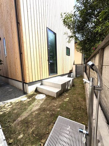 WOOD & SEA HOUSE 七里ヶ浜の庭