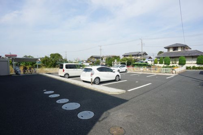 【駐車場】 | シャンゼリゼ
