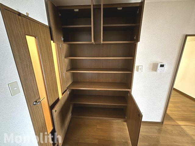 トークストリートアソガワの収納
