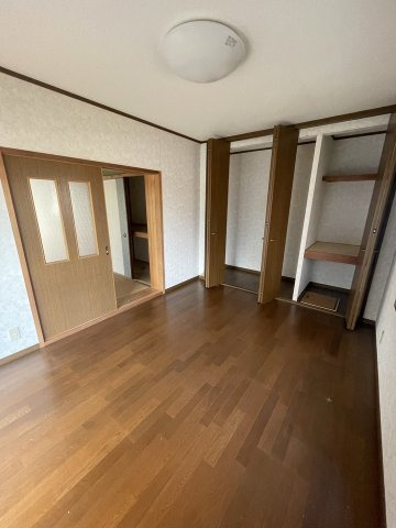 船木甲2978-9　中古戸建の洋室|明るい洋室です