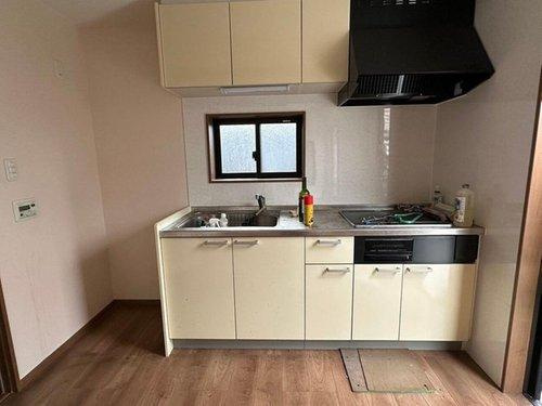 新須賀町３丁目　中古戸建のキッチン|キッチン
