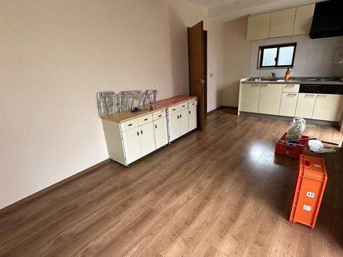 新須賀町３丁目　中古戸建のキッチン|ダイニングキッチン