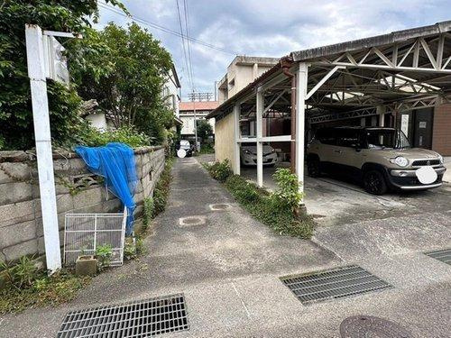 新須賀町３丁目　中古戸建の前面道路含む現地写真|前面道路含む現地写真