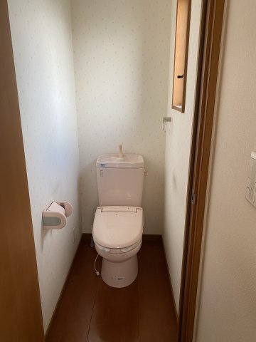 下泉町1丁目　中古物件のトイレ|2Fトイレ