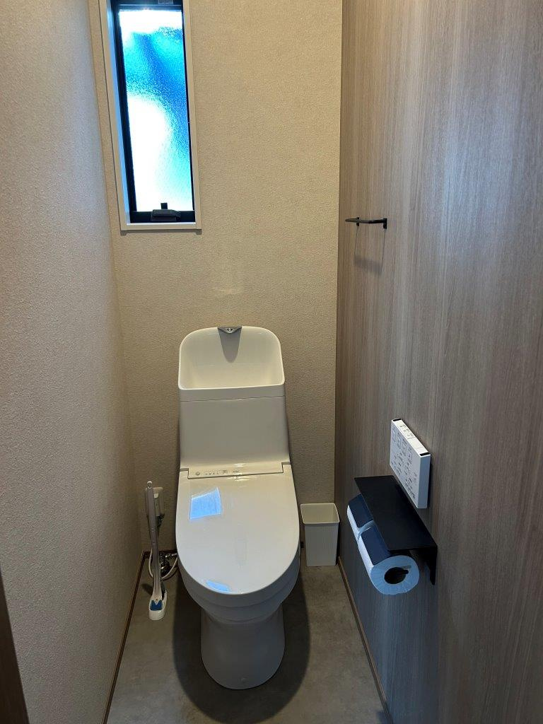 砥部町原町のトイレ|シンプルで使いやすいトイレです