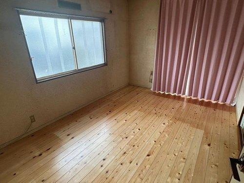 萩生　中古戸建の洋室|1階洋室