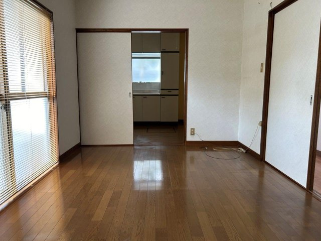（建物2棟あり）畑寺町の居間・リビング|ゆったり過ごせるリビングです