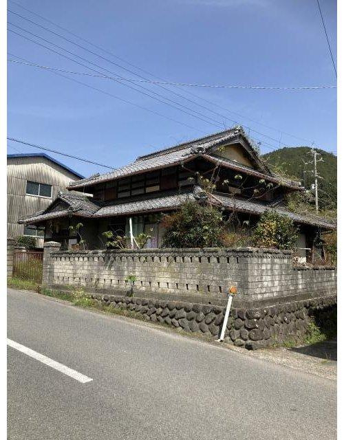 西条市丹原町田滝　戸建ての外観|おしゃれな外観です