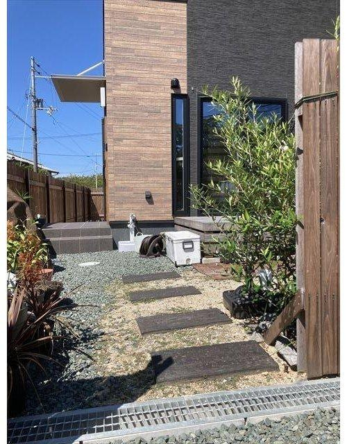 伊予市森　築浅戸建の外観|外観も気になるポイント