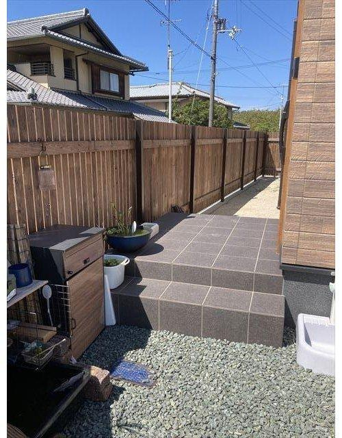 伊予市森　築浅戸建の外観|きれいな外観です