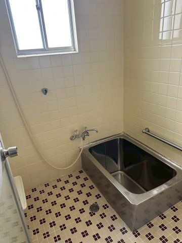 船木　中古戸建の浴室|落ち着いた空間のお風呂です