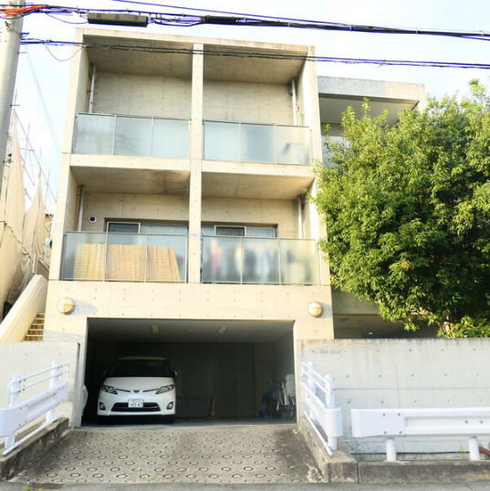 岡本Ｒｄ１２の外観
