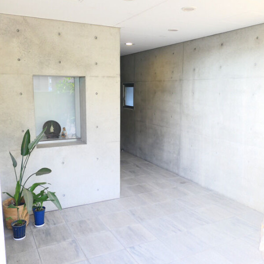 岡本Ｒｄ１２のロビー