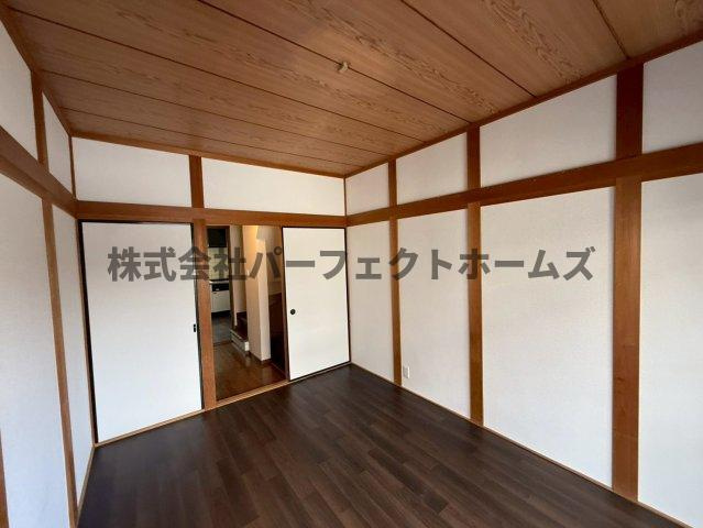 萱島信和町戸建　賃貸の洋室|明るい洋室です