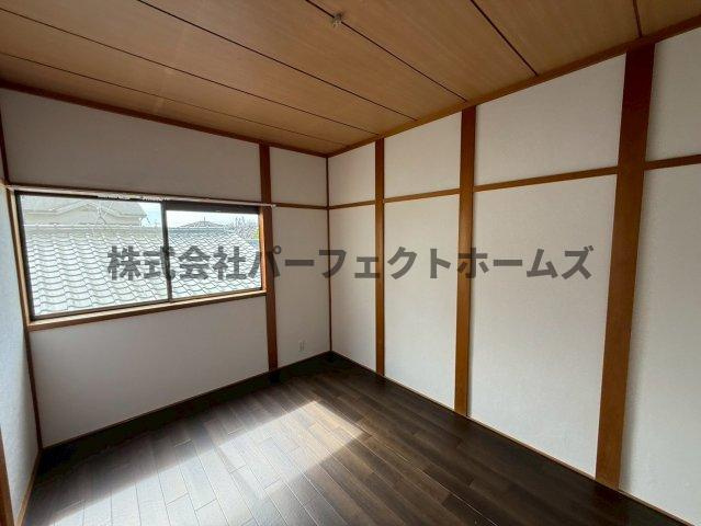 萱島信和町戸建　賃貸の洋室|明るい洋室です