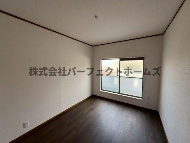 萱島信和町戸建　賃貸の洋室|使い勝手のいい洋室です