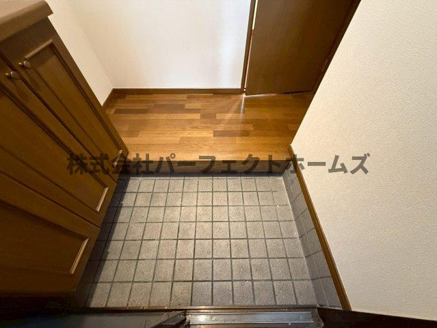 萱島信和町戸建　賃貸の玄関|ゆったりとした玄関です