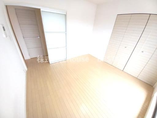 エスティ・ロアール神戸西の子供部屋