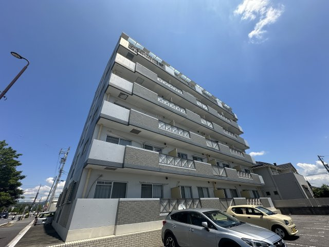 J.Sの外観