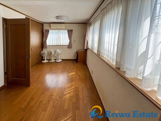 中古戸建　藤沢市片瀬2丁目の洋室