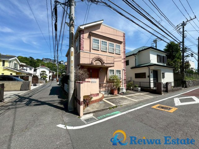 中古戸建　藤沢市片瀬2丁目の外観