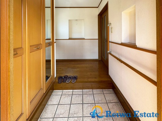 中古戸建　藤沢市片瀬2丁目の玄関