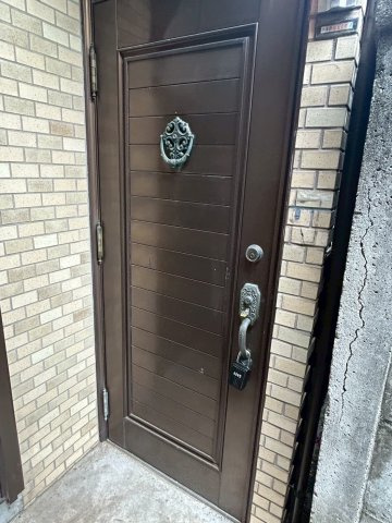 文京区白山1丁目戸建の玄関