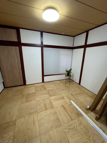 文京区白山1丁目戸建の洋室