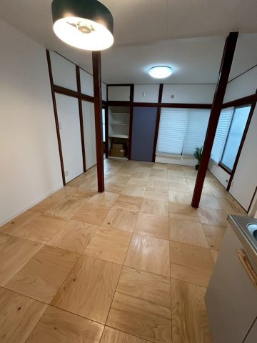 文京区白山1丁目戸建の居間・リビング