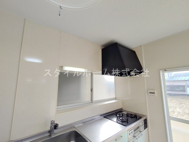 三本木町貸家のキッチン