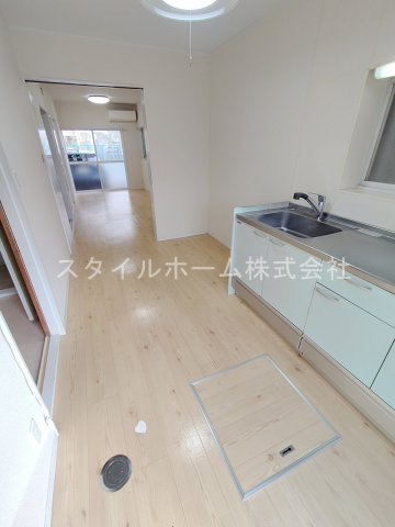 三本木町貸家のキッチン
