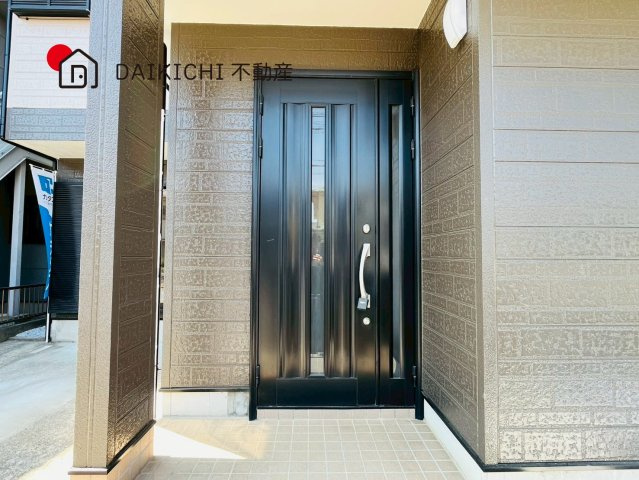 【玄関】 | 鶴ヶ島市下新田　中古戸建